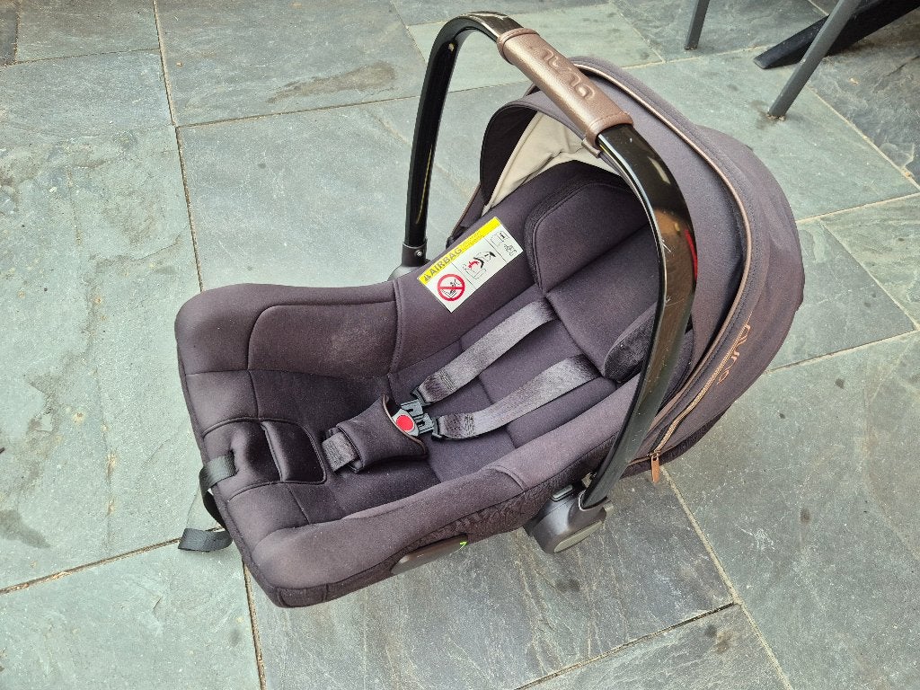 Nuna Pipa Next autostoel met ISOFIX Base, Kinderen en Baby's, Gebruikt, Zijbescherming, Isofix, 0 t/m 13 kg