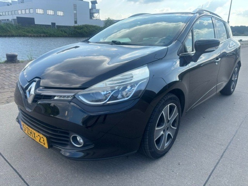 Renault CLIO 0.9 TCE NIGHT&DAY, Voorwielaandrijving, Zwart, Origineel Nederlands, Handgeschakeld