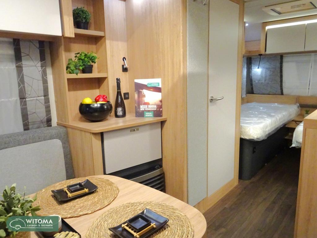 Knaus Sport 460 EU 50 jaar Witoma voordeel!, Caravans en Kamperen, Schokbreker, Standaardzit, Bedrijf, Overige typen