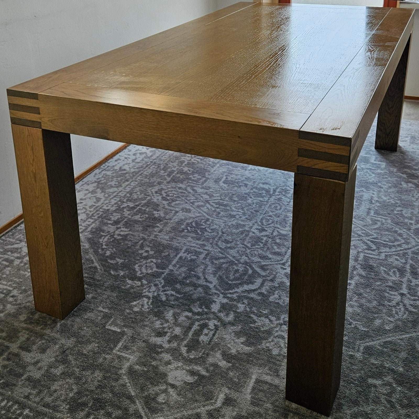Eikenhouten eettafel - Robuust en stijlvol, Ophalen, Eikenhout, 50 tot 100 cm, Vijf personen of meer