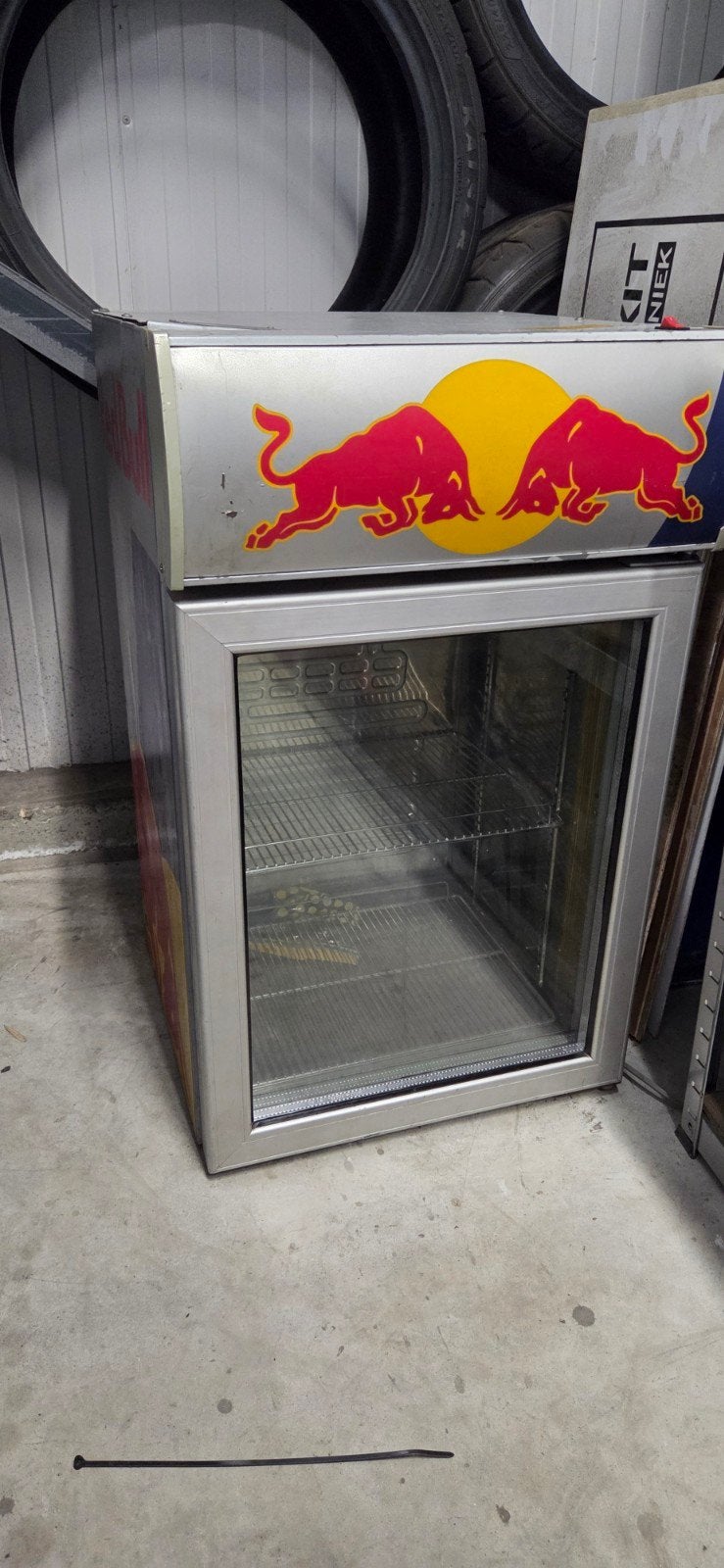 Red Bull Koelkast - Compacte Drankkoeler, 85 tot 120 cm, 75 tot 100 liter, Ophalen of Verzenden, 45 tot 60 cm