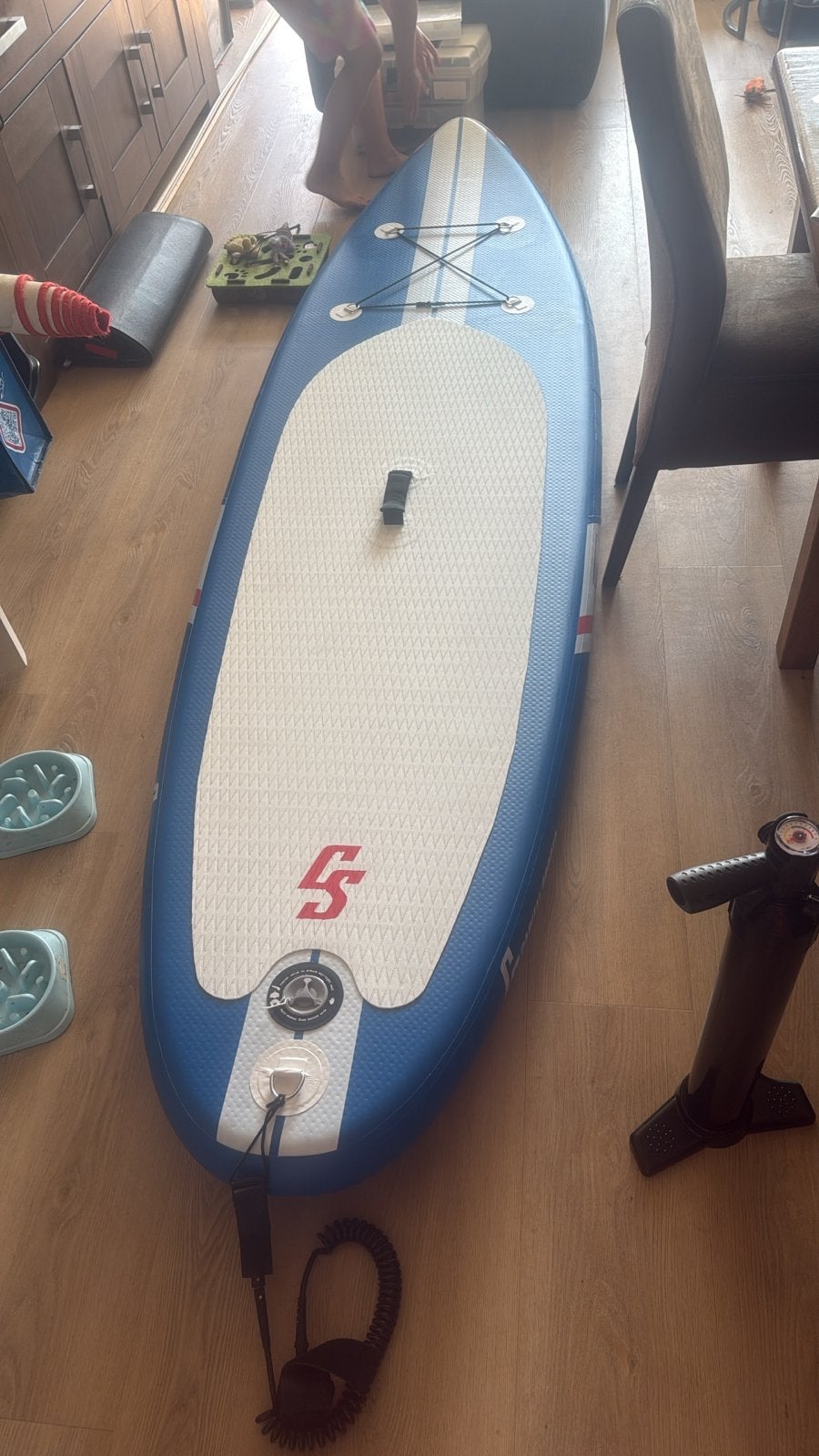 SUP Board - Blauw en Wit - Inclusief Pomp en Leash, Ophalen, Zo goed als nieuw, SUP-boards
