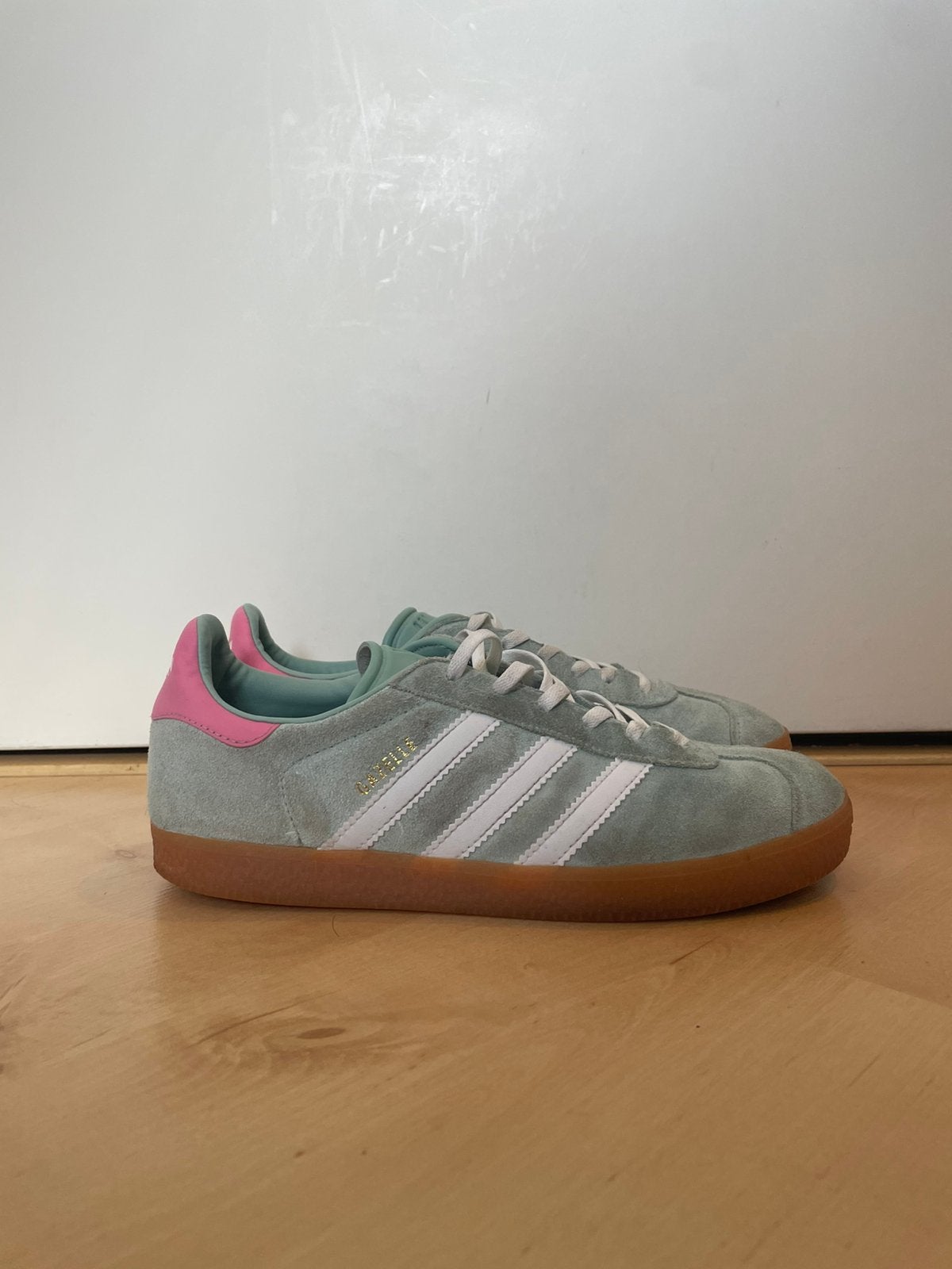 Adidas Gazelle “Hazy Green” maat 38 2/3., Ophalen of Verzenden, Groen, Sneakers of Gympen, Zo goed als nieuw