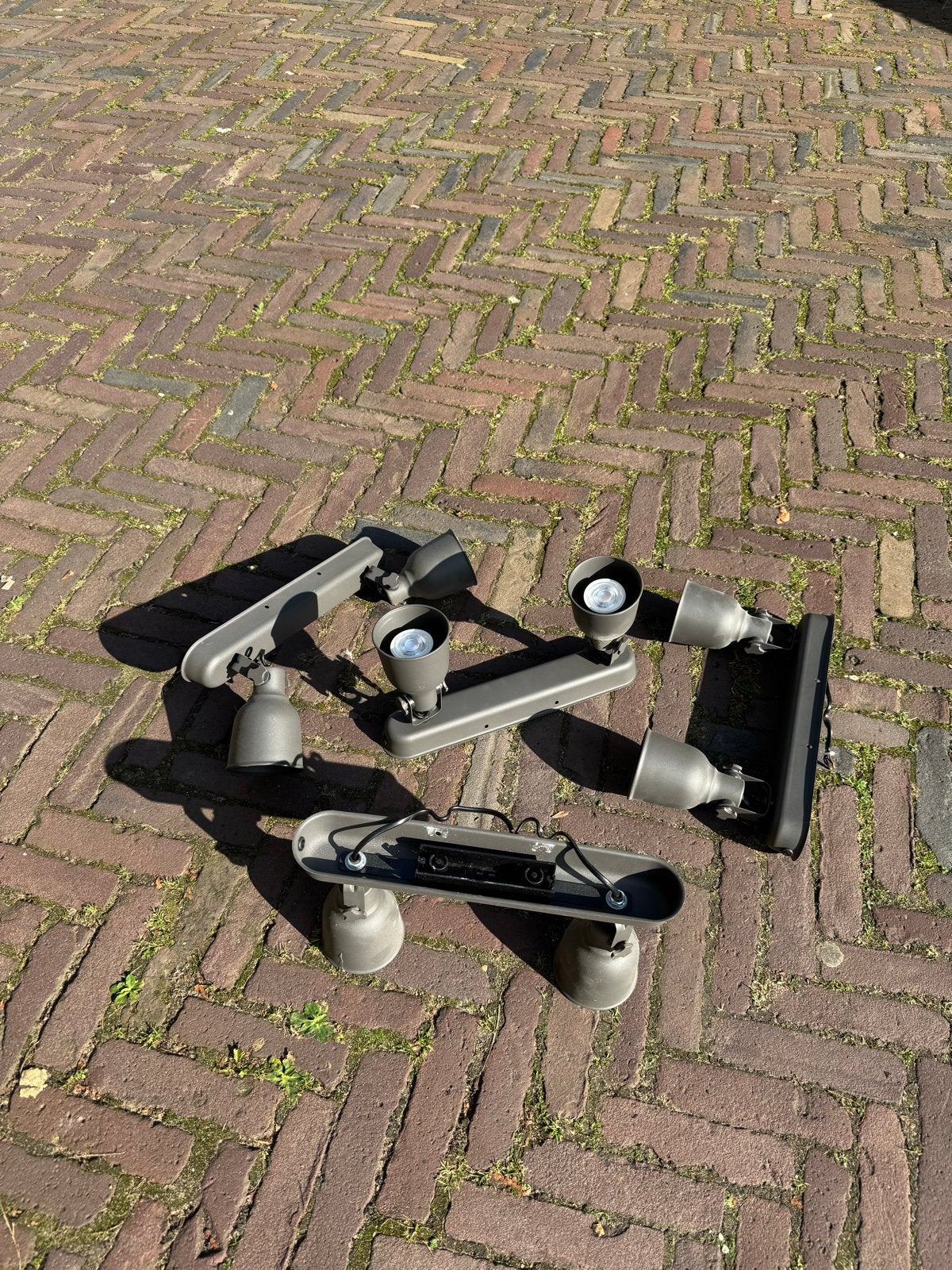 Opbouwspots grijs metaal, Ophalen, GU10, Opbouwspot, LED