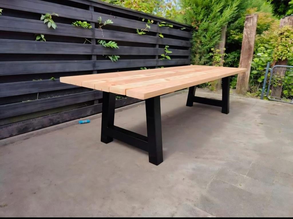 Robuuste Douglas Tuintafel – Handgemaakt & Weerbestendig, Tuin en Terras, Tuintafels, Nieuw, Rechthoekig, Hout, Ophalen of Verzenden