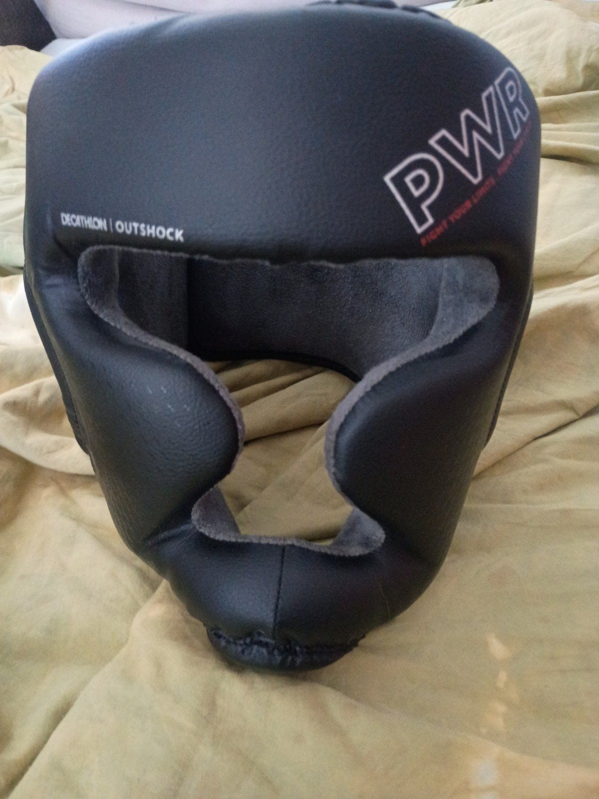 Decathlon Outshock PWR Headgear 500 Bokshelm Maat L, Sport en Fitness, Boksen, Ophalen of Verzenden, Zo goed als nieuw, Bokshelm