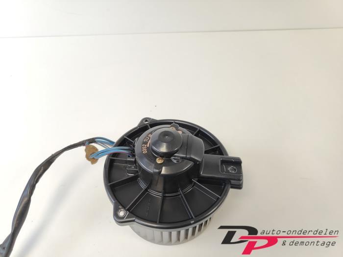 Kachel Ventilatiemotor van een Toyota Yaris, Gebruikt, -, -, Ophalen of Verzenden