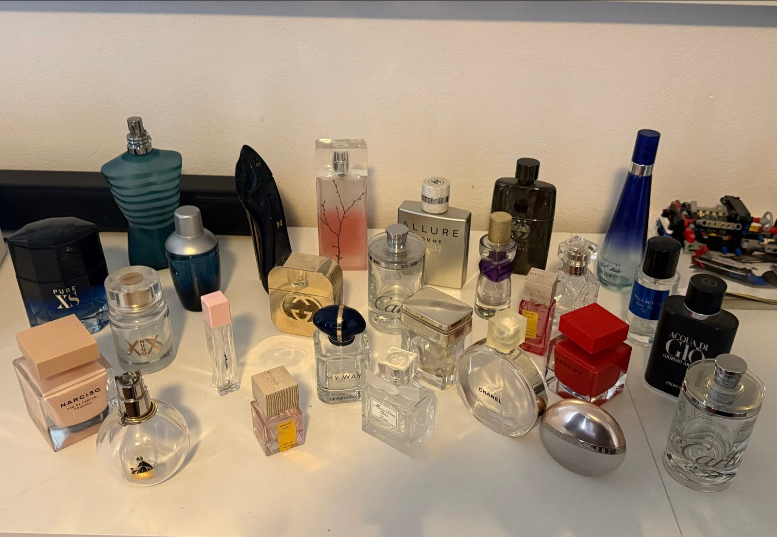 Lege luxe parfumflesjes - Decoratie of verzameling, Ophalen of Verzenden, Gebruikt