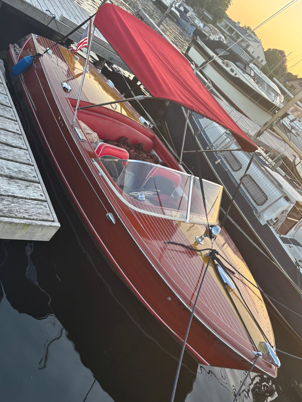 Klassieke Chris Craft Capri 50% deelname mogelijk, Watersport en Boten, Gebruikt, 195 pk, Binnenboordmotor, Biminitop