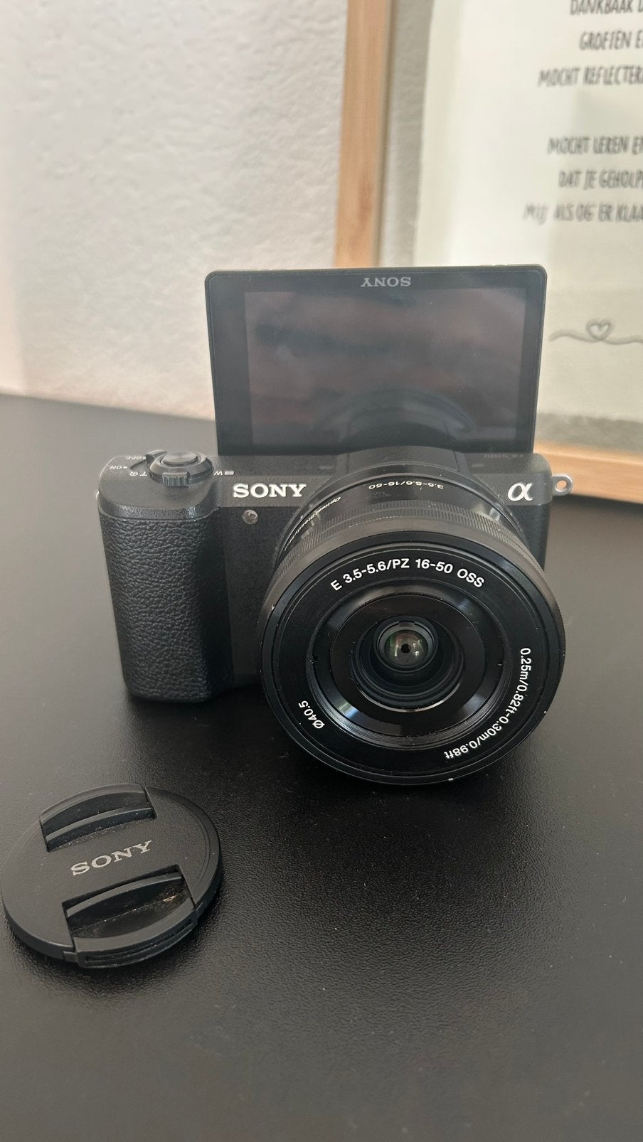 Sony A5100 Camera inclusief lens en oplaadkabel, Ophalen, Sony E-mount, Sony, Zo goed als nieuw