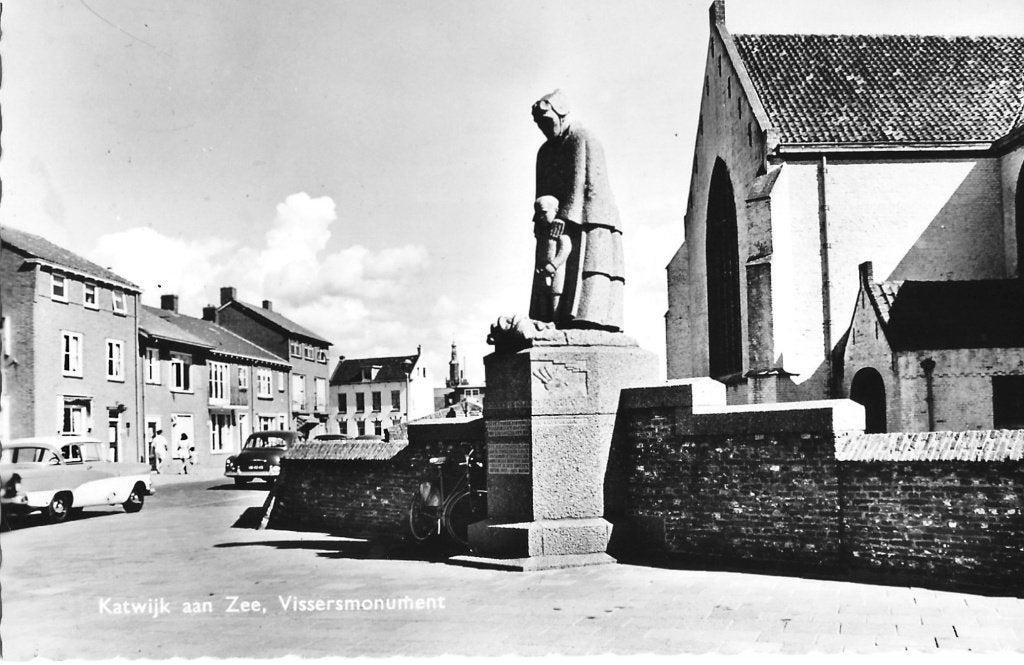 Katwijk aan Zee, Vissersmonument - auto, Verzenden, 1940 tot 1960, Gelopen, Zuid-Holland