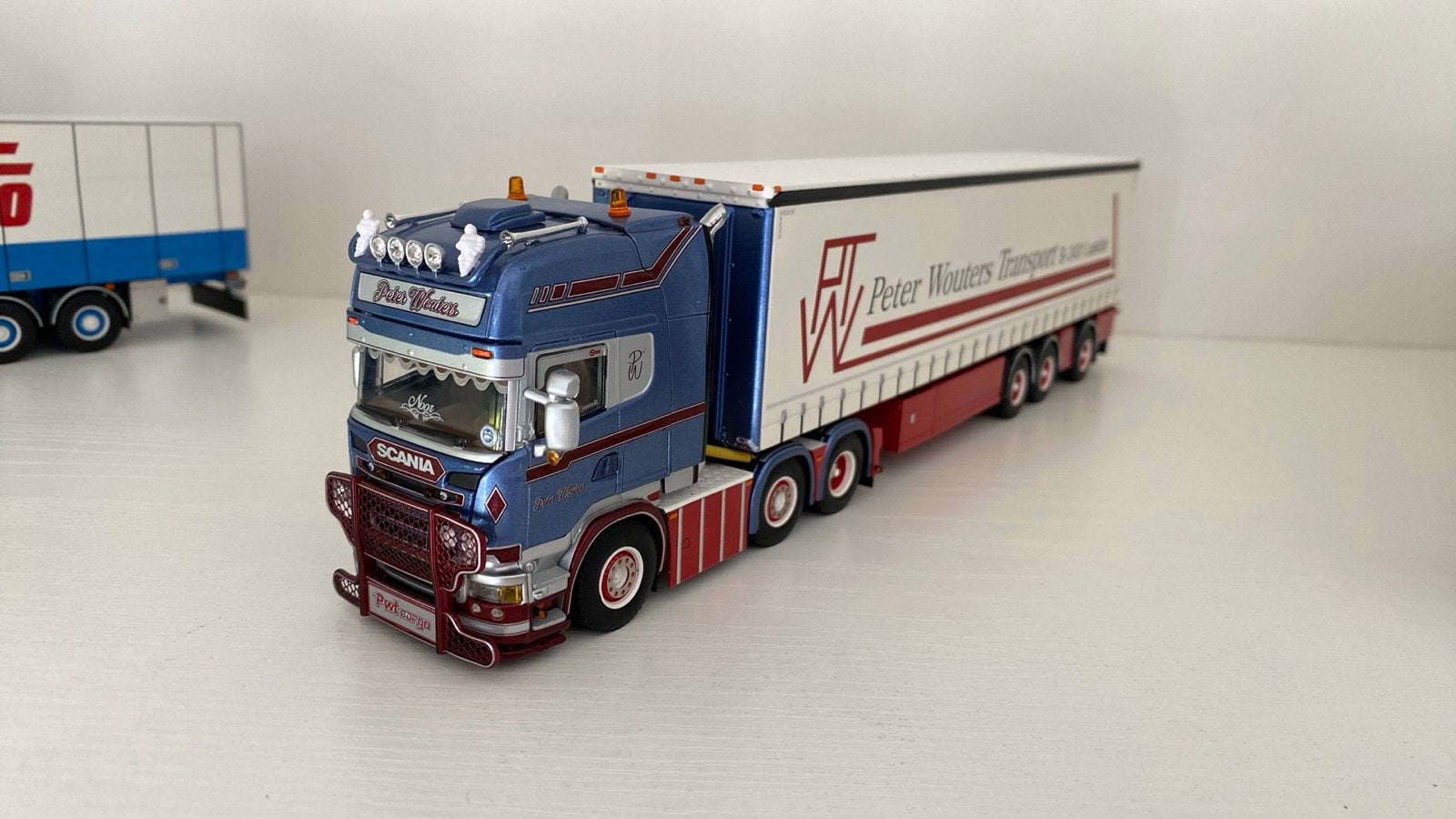WSI PWT Scania Peter Wouters Transport vrachtwagen model, Hobby en Vrije tijd, Modelbouw | Auto's en Voertuigen, Overige merken