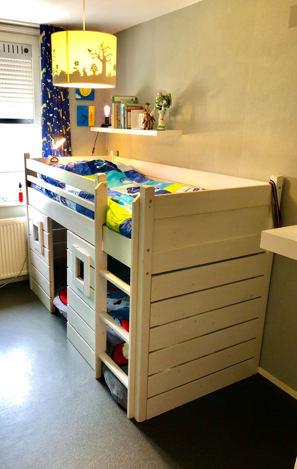 Alta Meubelen halfhoogslaper 90x200 incl. matras/speelruimte, Ophalen, Zo goed als nieuw, Halfhoogslaper
