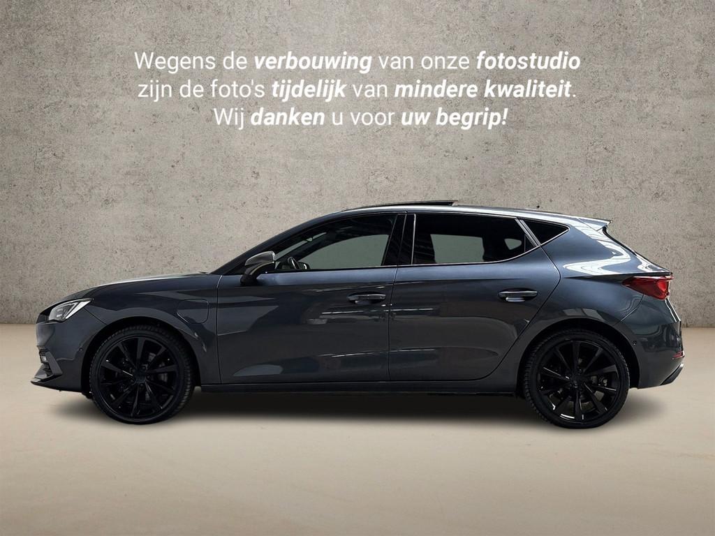 SEAT Leon 1.4 TSI eHybrid PHEV FR 204Pk Automaat (SCHUIFDAK,, 12 maanden, Gebruikt, Leon, Leder en Stof