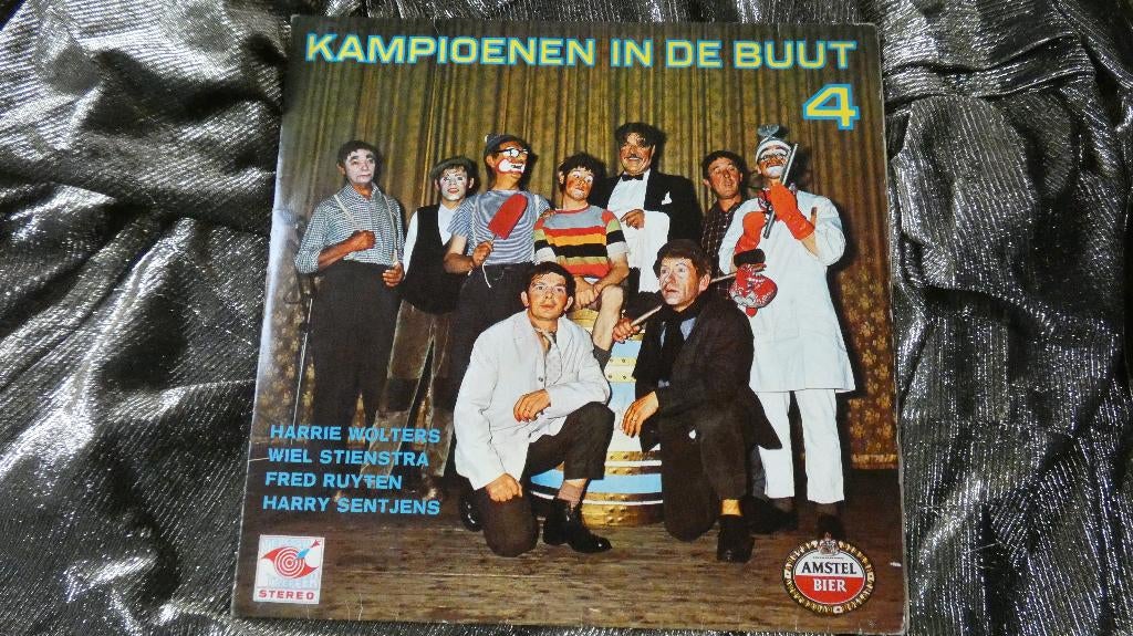 Kampioenen In De Buut 4 Limburgs dialect, Cd's en Dvd's, Vinyl | Overige Vinyl, Gebruikt, 12 inch, Ophalen
