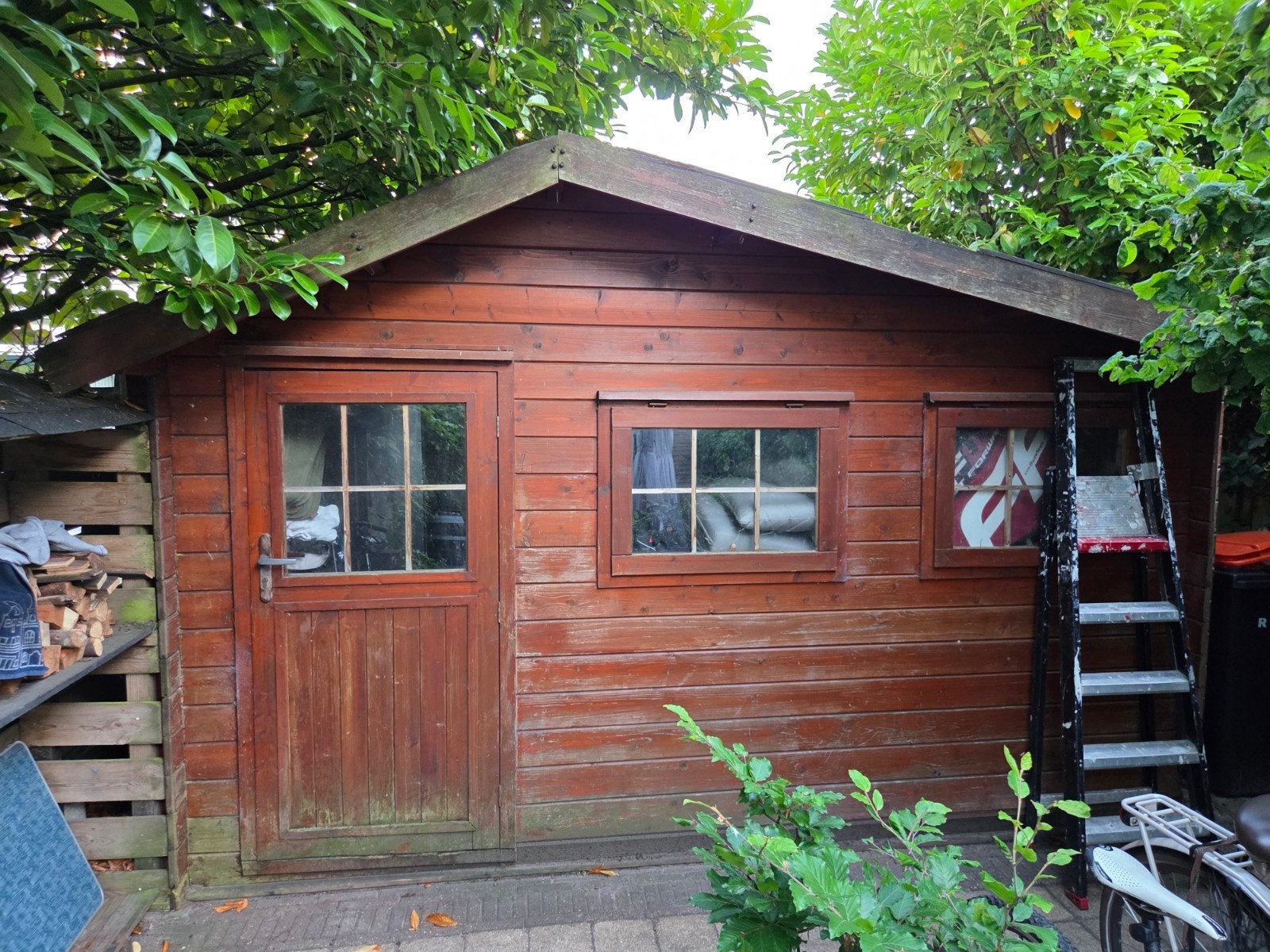 Houten Tuinhuis met Ramen - Gebruikt, Ophalen, Tuinhuis, 250 tot 500 cm, 2 ramen
