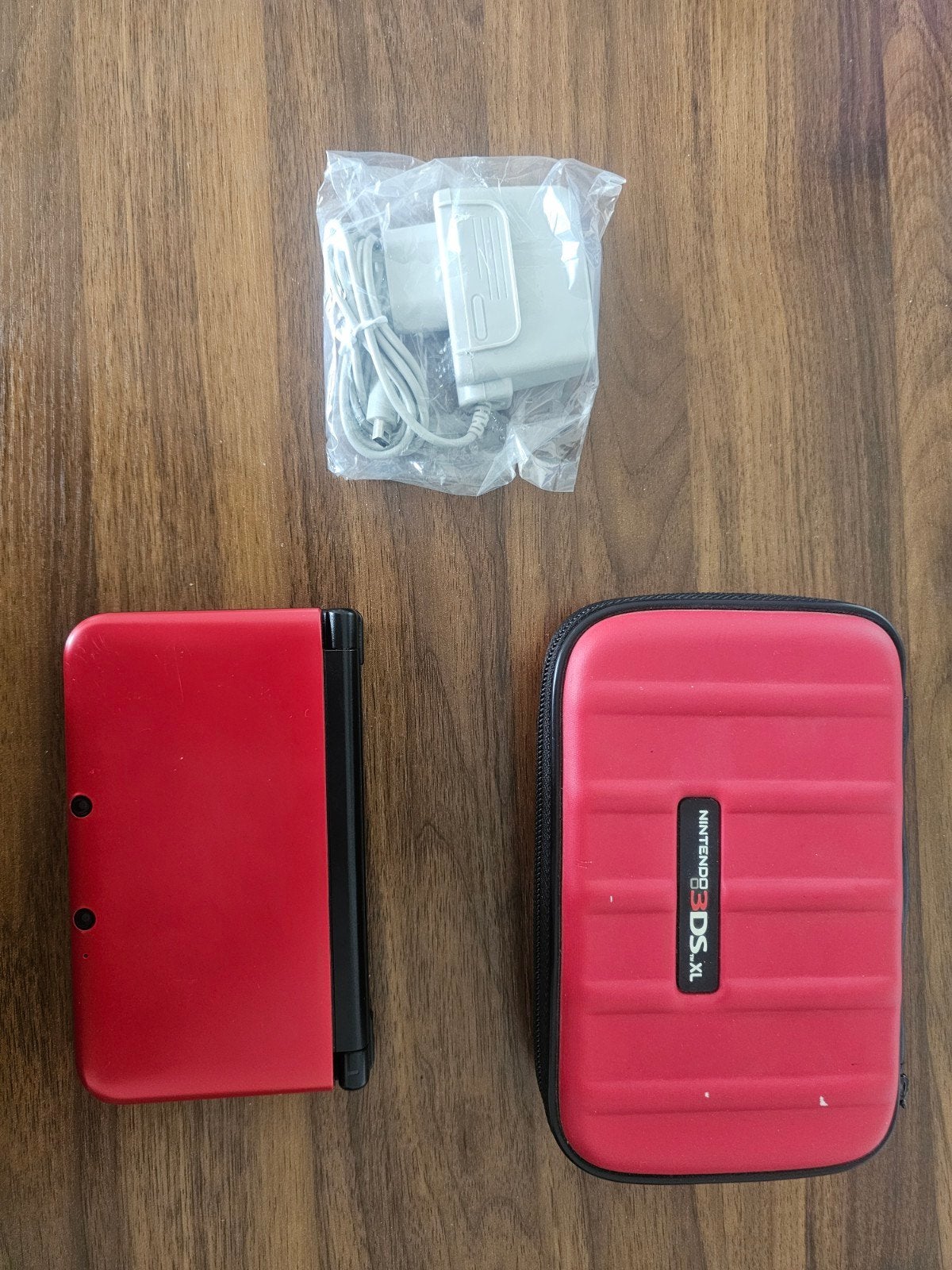 Nintendo 3DS XL Rood – Met Screenprotector, Oplader & Case, Spelcomputers en Games, Ophalen of Verzenden, Zo goed als nieuw