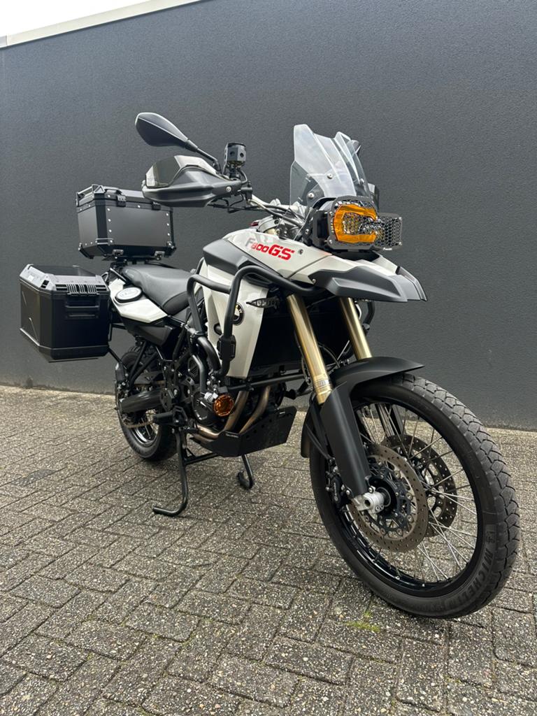 Bmw F800GS akrapovic veel opties, Motoren, Motoren | BMW, 2 cilinders, Occasion, Particulier, Minimaal motorrijbewijs A2