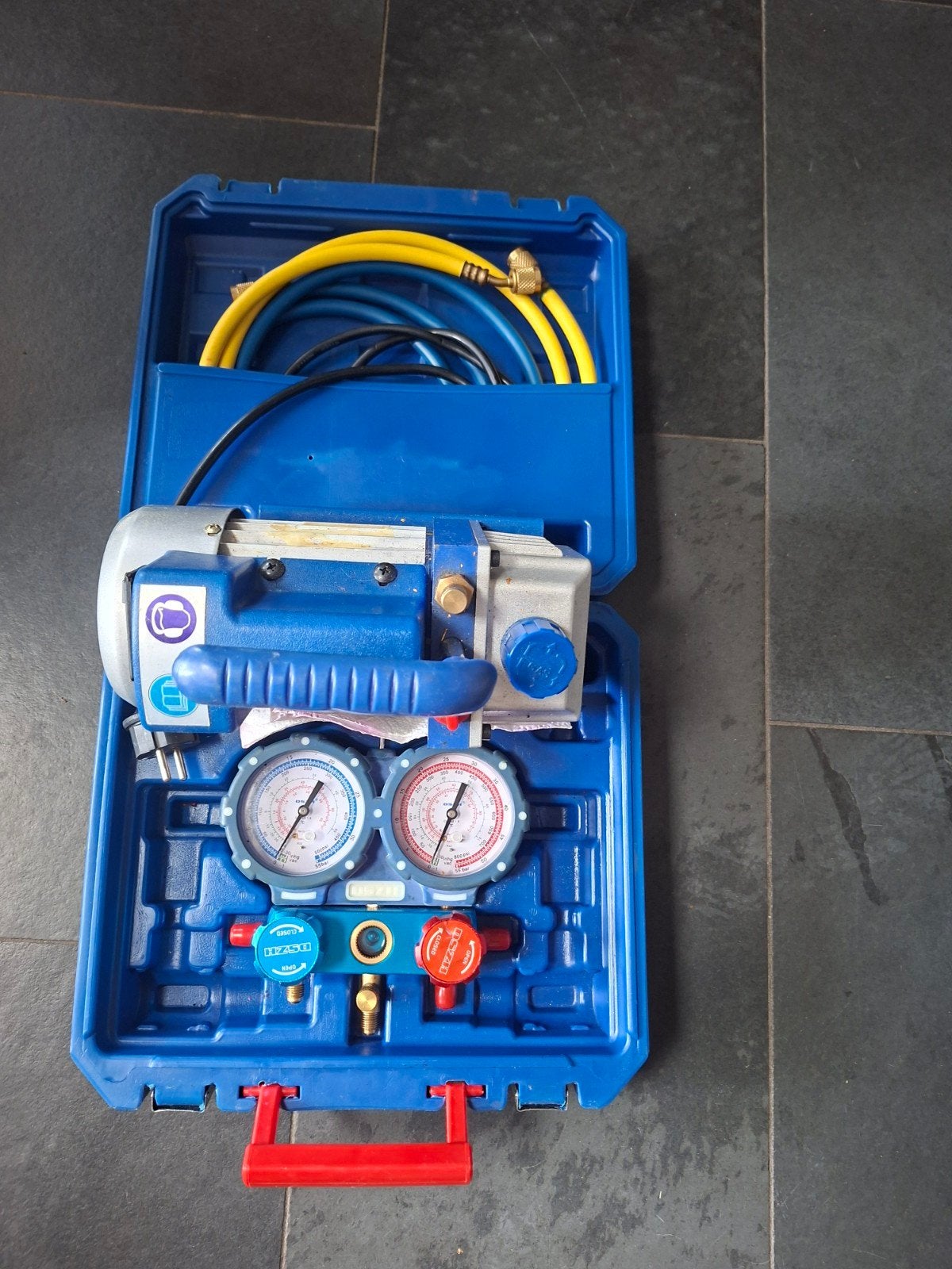 Vucuumpomp airco te huur incl werkbeschrijving, Witgoed en Apparatuur, Airco's, Ophalen