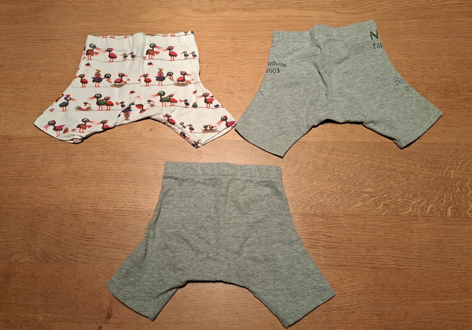 Korte leggings / broekjes voor heupdysplasie maat  74-80, Kinderen en Baby's, Ophalen of Verzenden, Gebruikt, Broekje