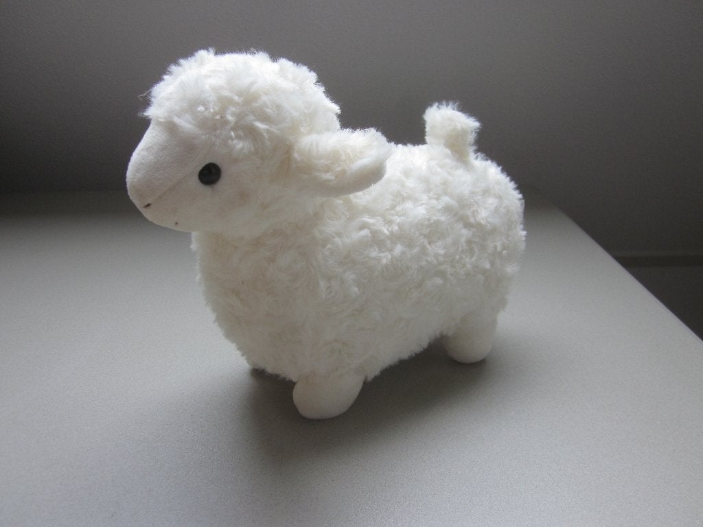 PIA International Soft Toys wit ruwharig zacht pluche schaap, Kinderen en Baby's, Overige merken, Overige karakters, Overige typen