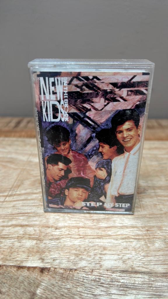 New Kids On The Block - Step By Step Cassette, Cd's en Dvd's, Cassettebandjes, Gebruikt, Origineel, Pop, 1 bandje, Ophalen of Verzenden
