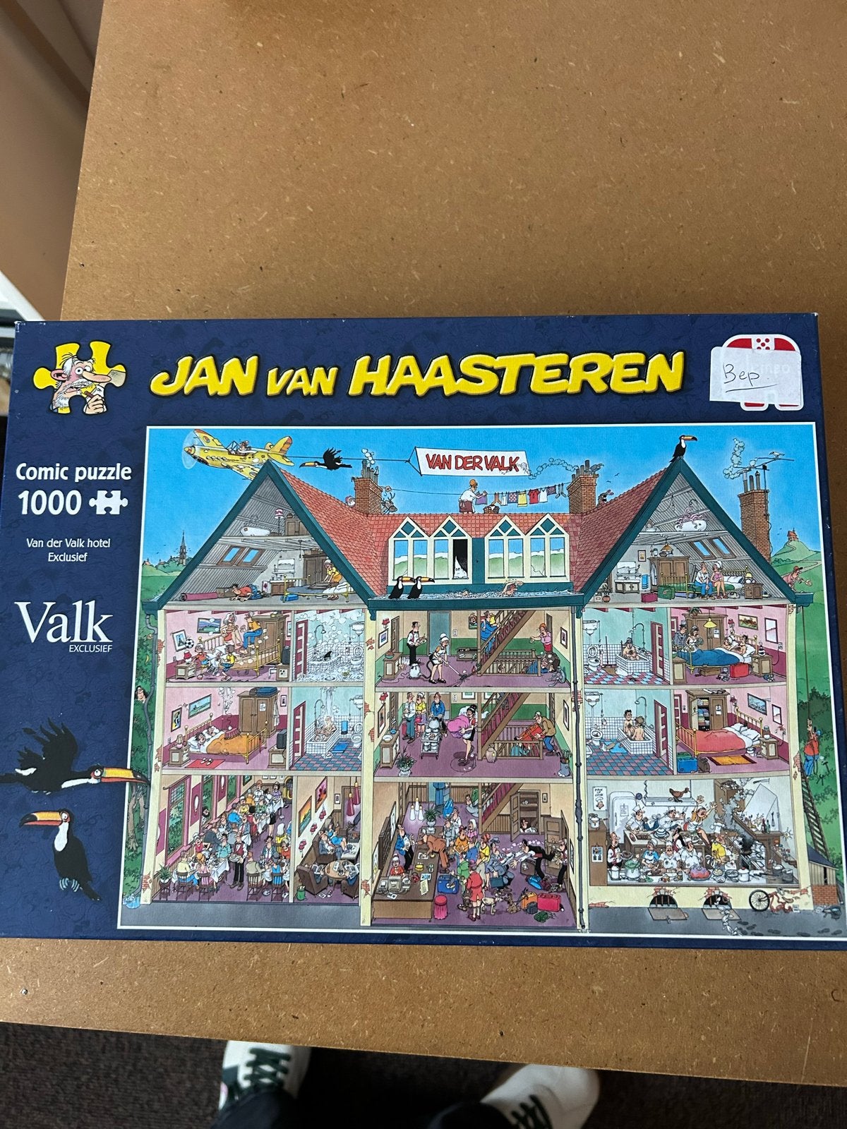 Jan van Haasteren Comic Puzzle 1000+ - Van der Valk Exclusie, Een of twee spelers, Ophalen, Gebruikt