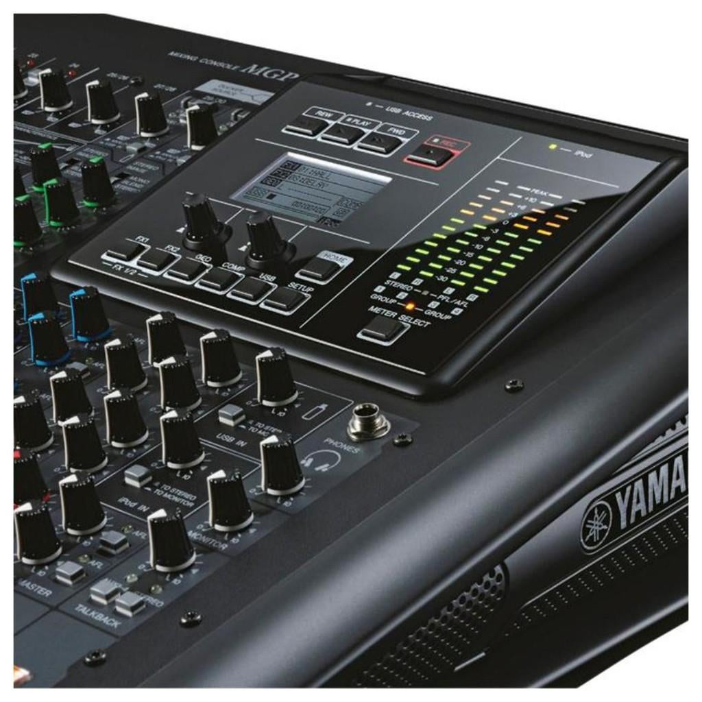 Yamaha MGP32X  met flightcase/ zo goed als nieuw!, Ophalen, Zo goed als nieuw, 20 kanalen of meer