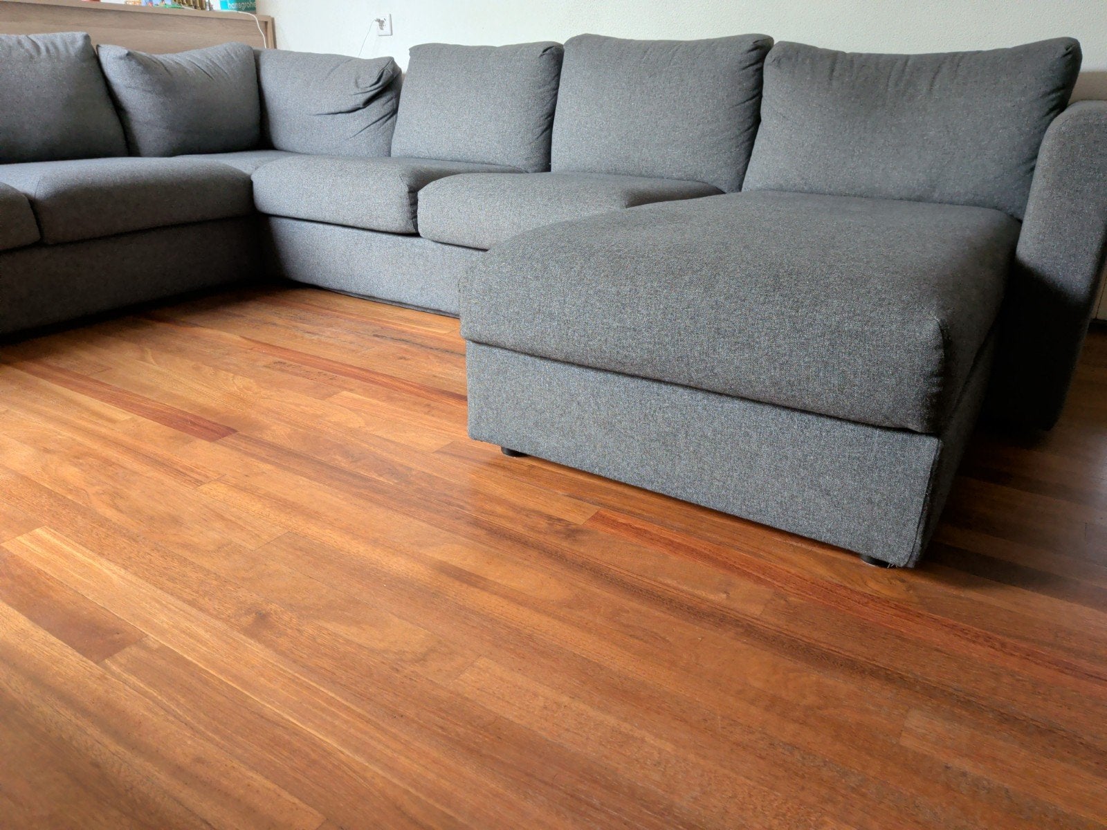 Gratis op te halen.. Vimle bank met chaise longue, stof, Huis en Inrichting, Ophalen, 250 tot 300 cm, Gebruikt, Hoekbank