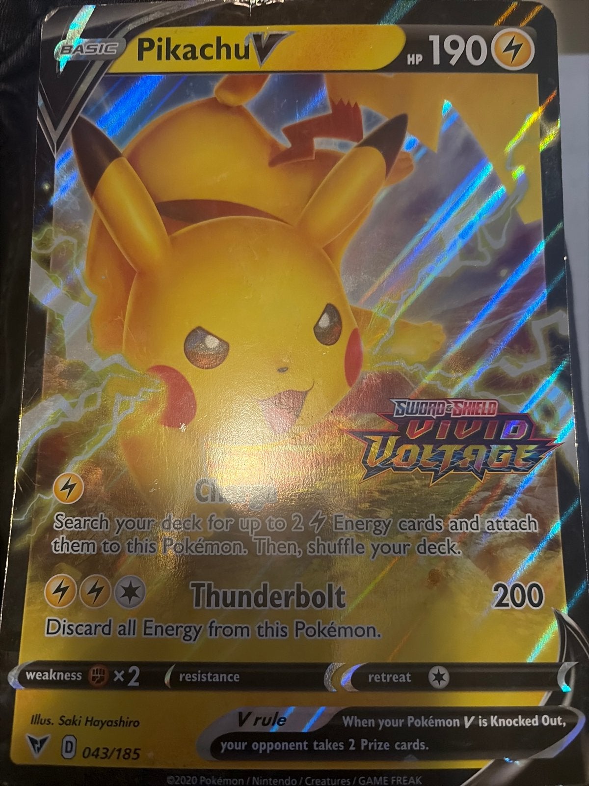 Pikachu V Full Art 043/185 - Vivid Voltage Pokémon Kaart, Ophalen of Verzenden, Zo goed als nieuw, Losse kaart, Foil