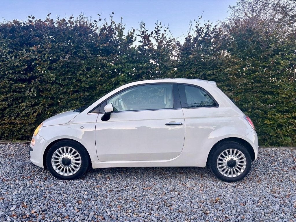 Fiat 500 0.9 Twinair Lounge Apple Carplay, Pano dak 2011 👌, Auto's, Voorwielaandrijving, Dealer onderhouden, 31 €/maand, Handgeschakeld