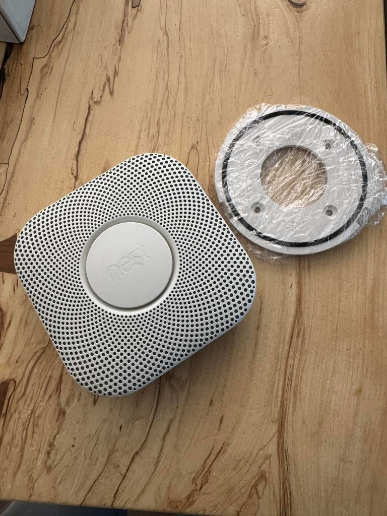 Nest protect Rookmelder, Doe-het-zelf en Verbouw, Alarmsystemen, Ophalen of Verzenden, Zo goed als nieuw, Detector, Sensor of Melder