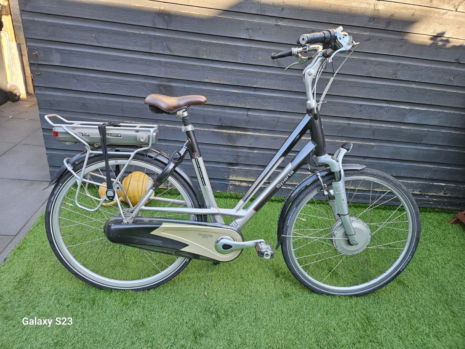 nette electrische sparta rxplus met 8 versnellingen