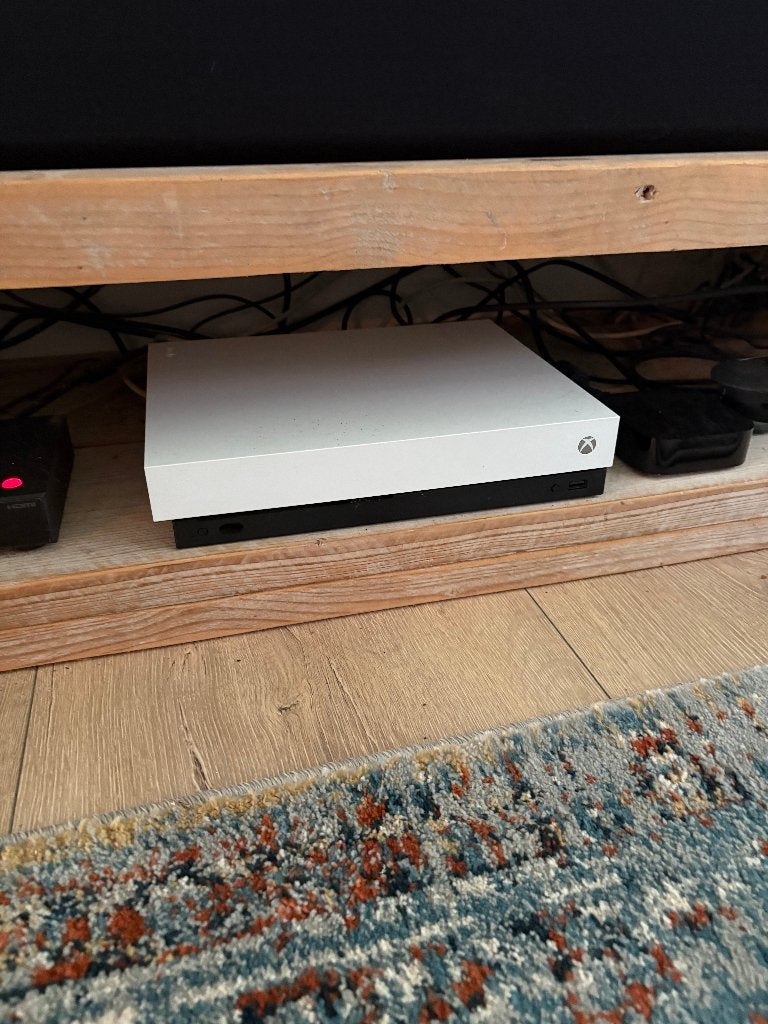 Xbox One X (1Tb), Ophalen, Zo goed als nieuw, Met harde schijf, 1 TB