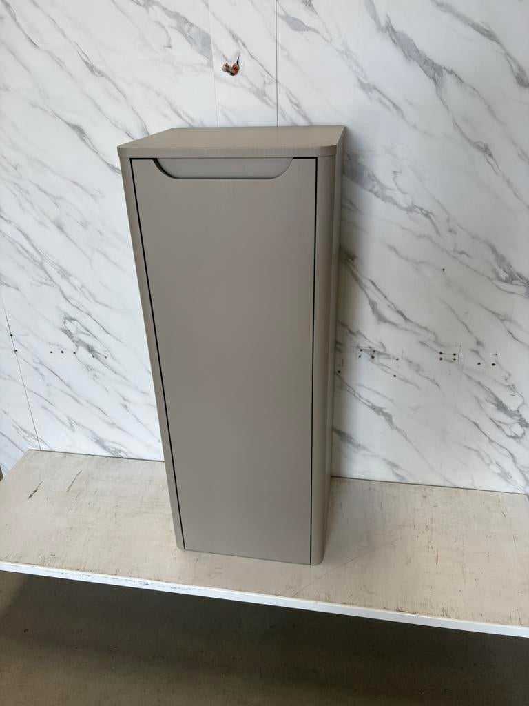 H&R Badmeubelen Juice hoge kast – Stone Grey Mat (130cm), (Half)hoge kast, Minder dan 50 cm, 100 tot 150 cm, Wltradingnl@outlook.com