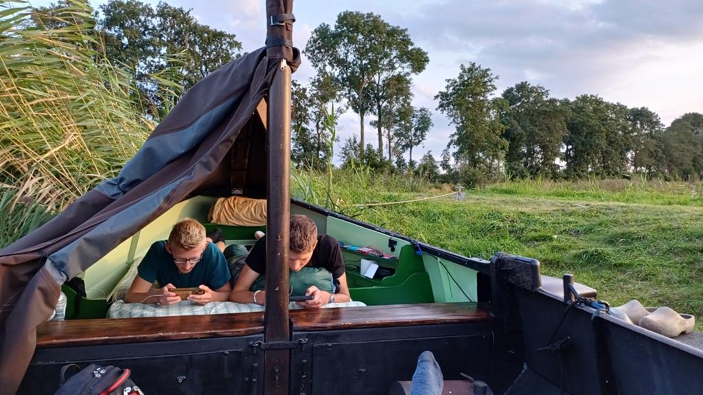 Prachtige zalmschouw 7,20/ 2,25, Watersport en Boten, Ophalen of Verzenden, Gebruikt, Staal, Benzine
