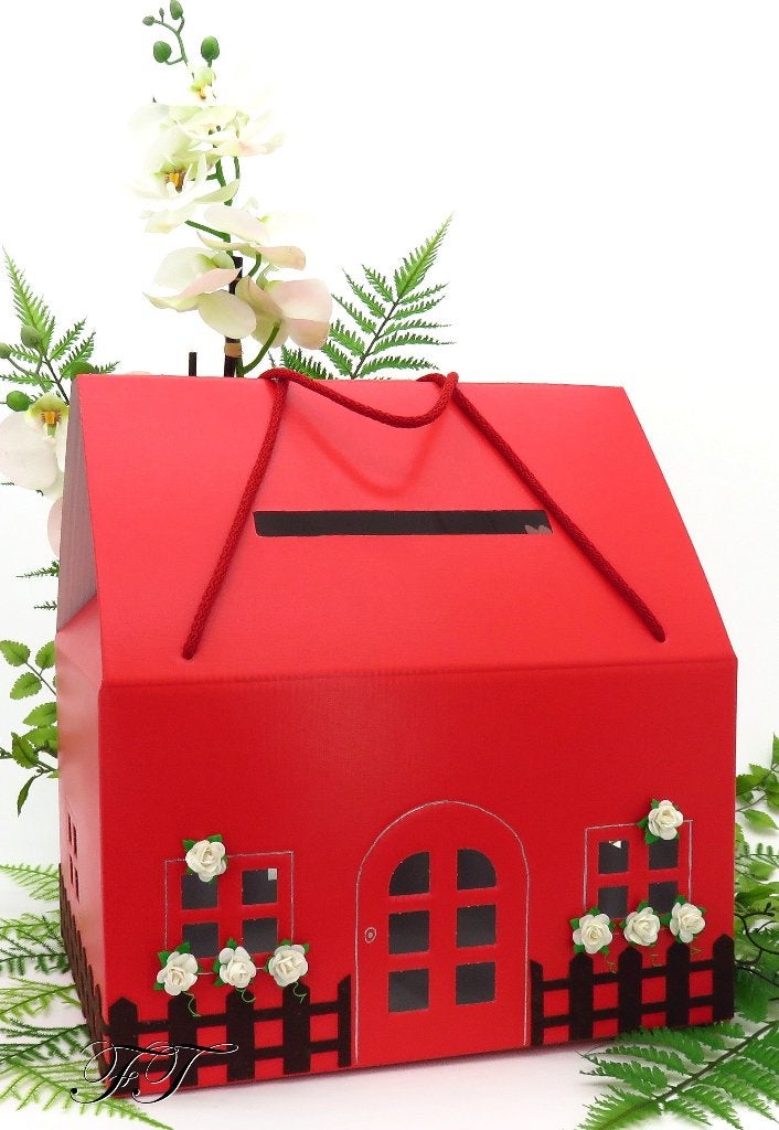 Zeer leuke rode 'huisje' als enveloppendoos., Ophalen of Verzenden, Nieuw, Feestartikel, Geboorte of Huwelijk