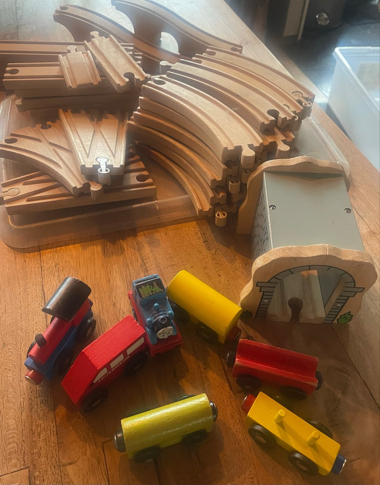 Houten Treinbaan Complete Set met Brug en Treintjes, Ophalen of Verzenden, Zo goed als nieuw, Overige typen