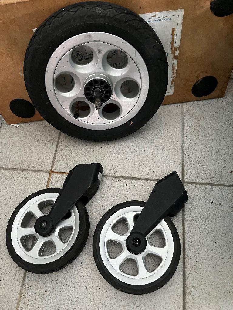 wielen Joolz Day kinderwagen, Gebruikt, Luchtbanden, Combiwagen, Ophalen