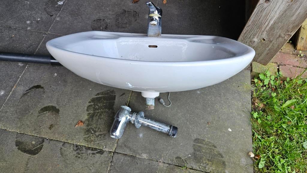 Wastafel met kraan gratis, Doe-het-zelf en Verbouw, Sanitair, Ophalen of Verzenden, Wastafel