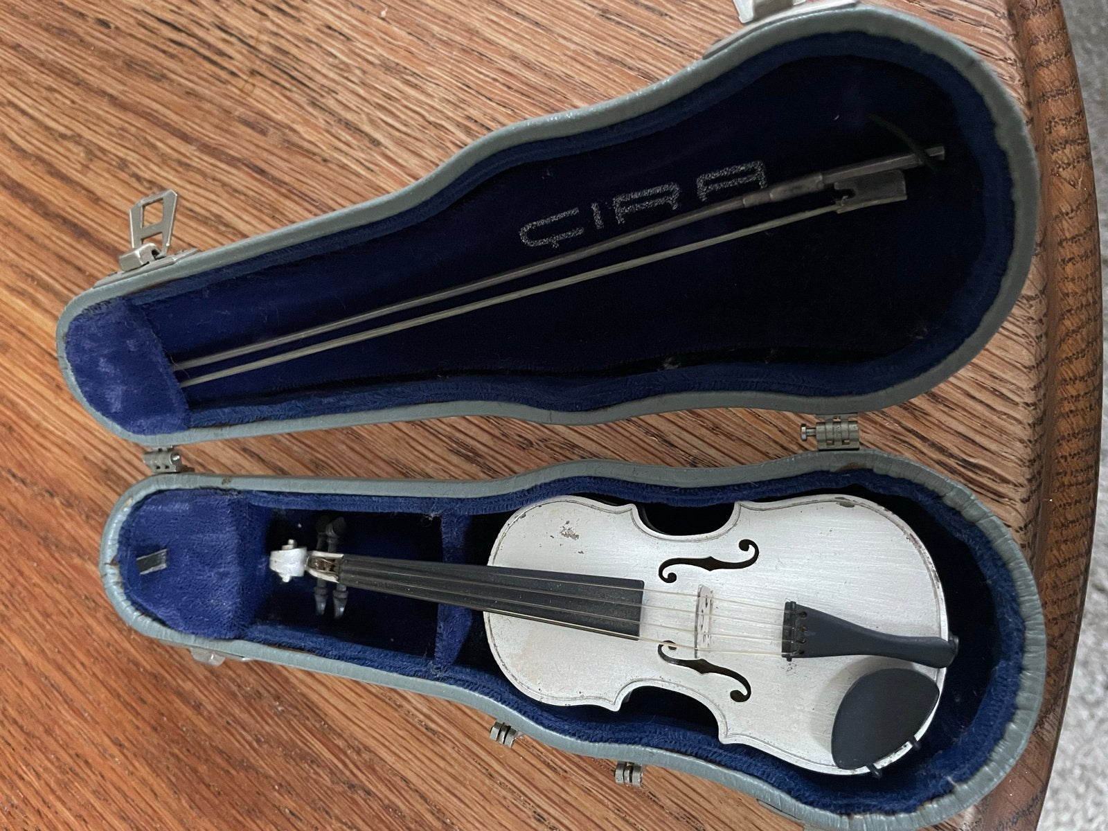 CIRA Viooltje 925 Sterling Zilver in Opbergbox, Ophalen of Verzenden, Gebruikt