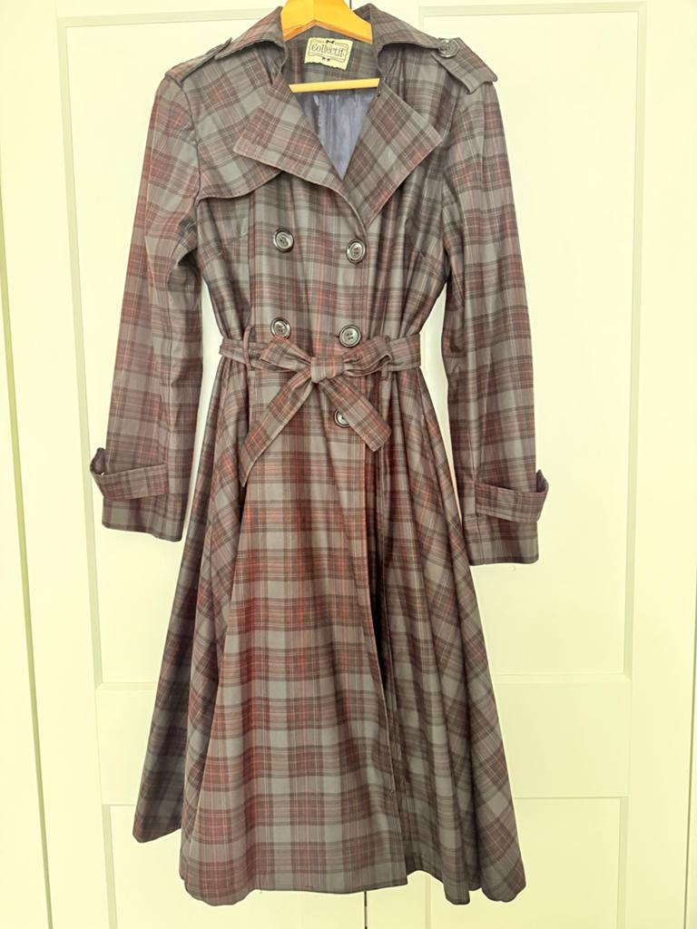 Collectif Geruite Trenchcoat maat L, Kleding | Dames, Ophalen of Verzenden, Zo goed als nieuw, Maat 38/40 (M), Grijs