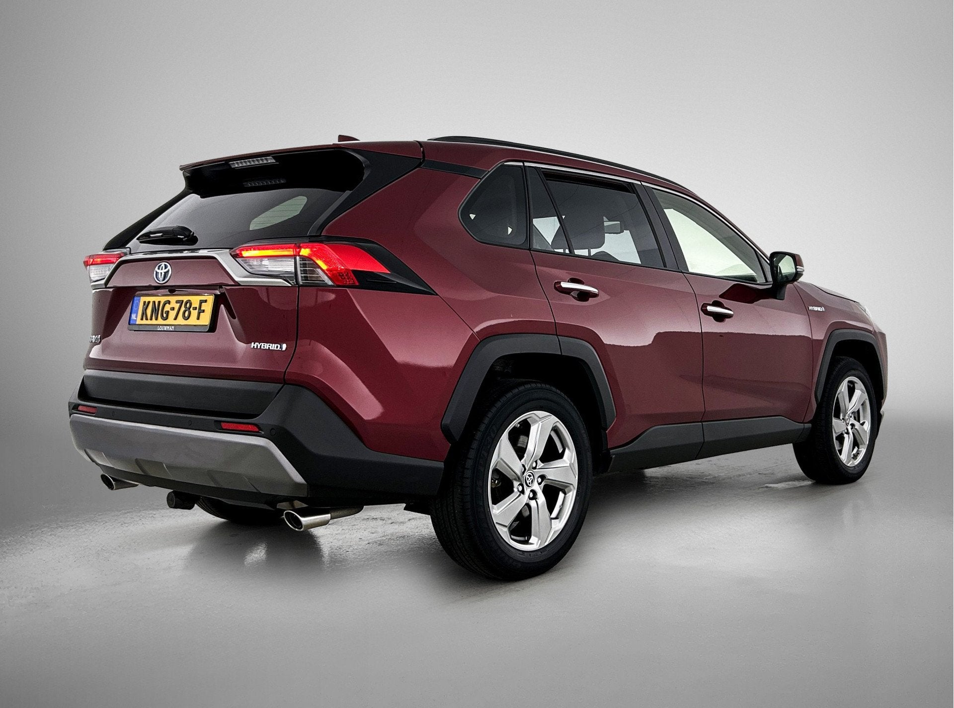 Toyota RAV4 2.5 Hybrid AWD Executive | Trekhaak | Leder | 1., Automaat, 12 maanden, Gebruikt, 4 cilinders