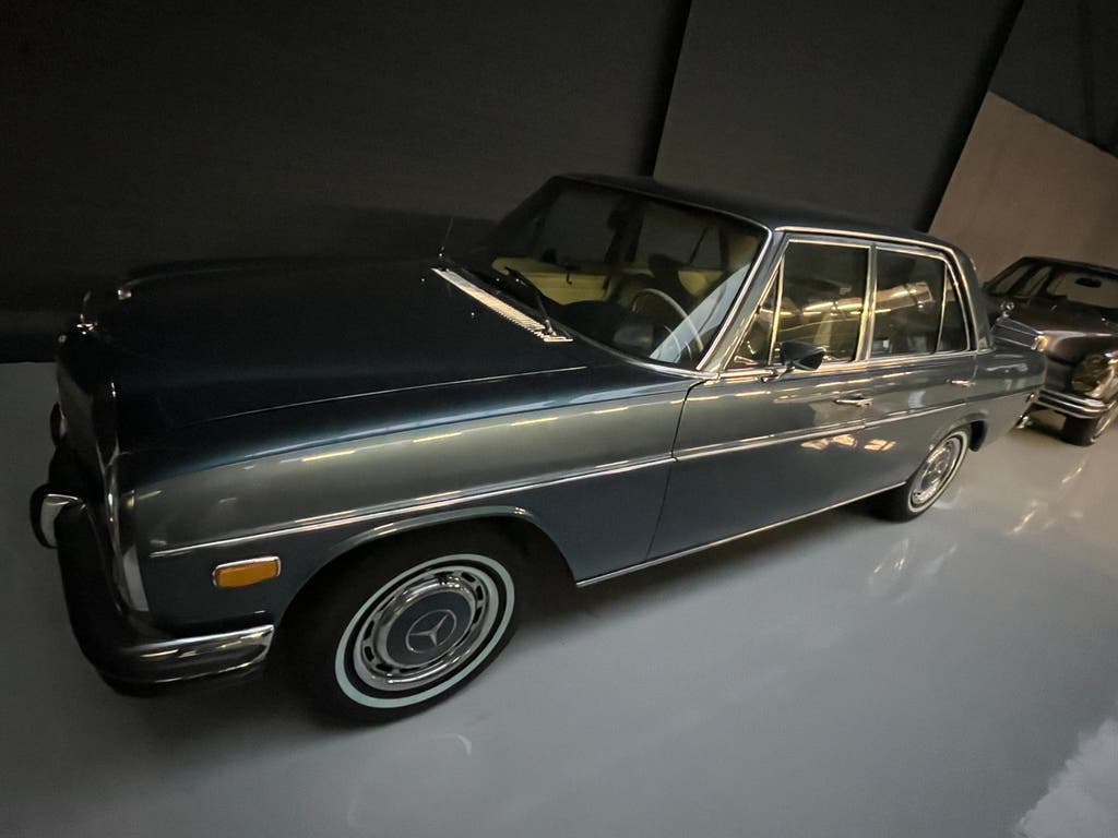 Mercedes Benz W114 250 S., foto 6