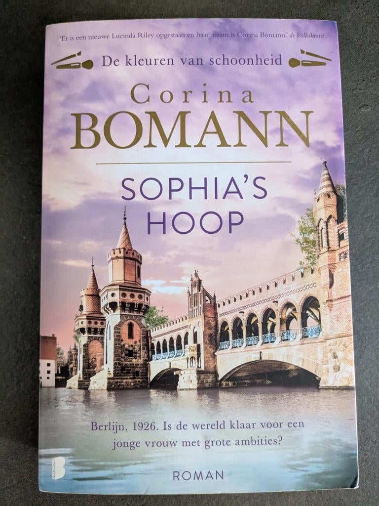 Corina Bomann - Sophia's Hoop, Boeken, Ophalen of Verzenden, Zo goed als nieuw