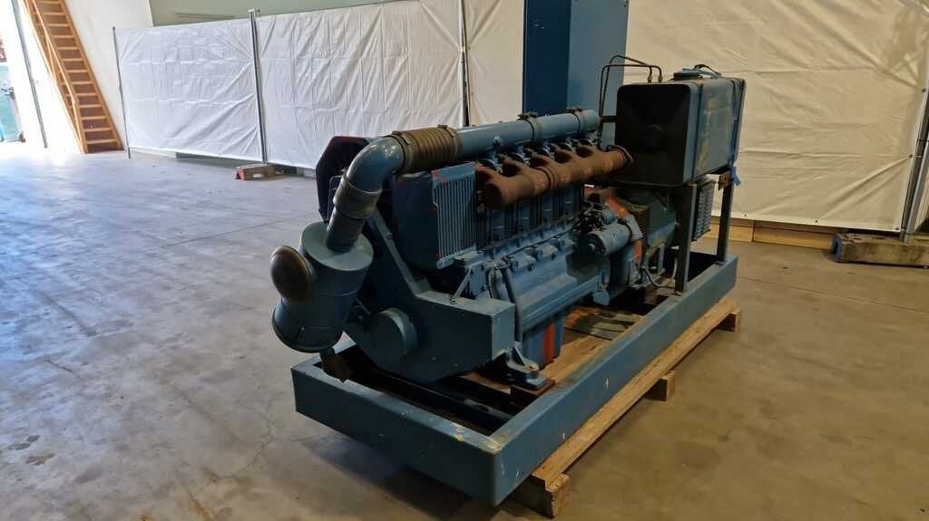 Deutz FSL413 generator 80KVA, Zakelijke goederen, Machines en Bouw | Aggregaten