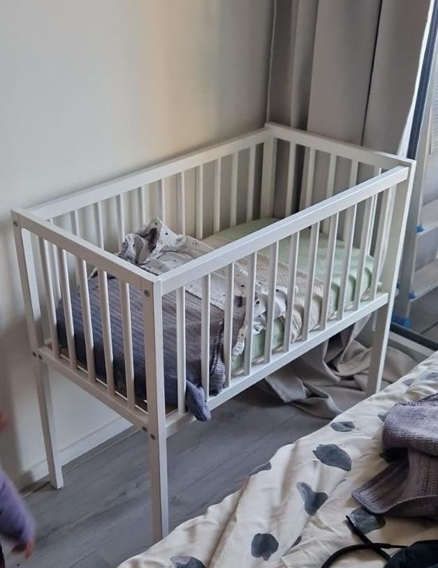 Babywiegje 40  80 incl. beddengoed / matrasje / onderlegger, Ophalen, Wieg