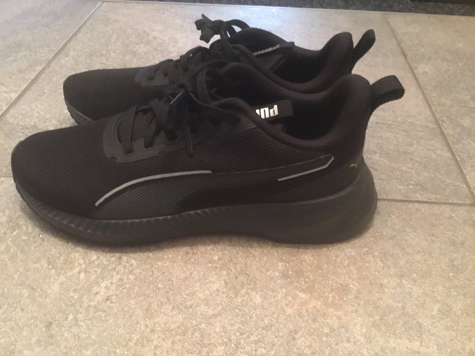 Puma hardloopschoen maat 39, Ophalen of Verzenden, Zo goed als nieuw, Zwart