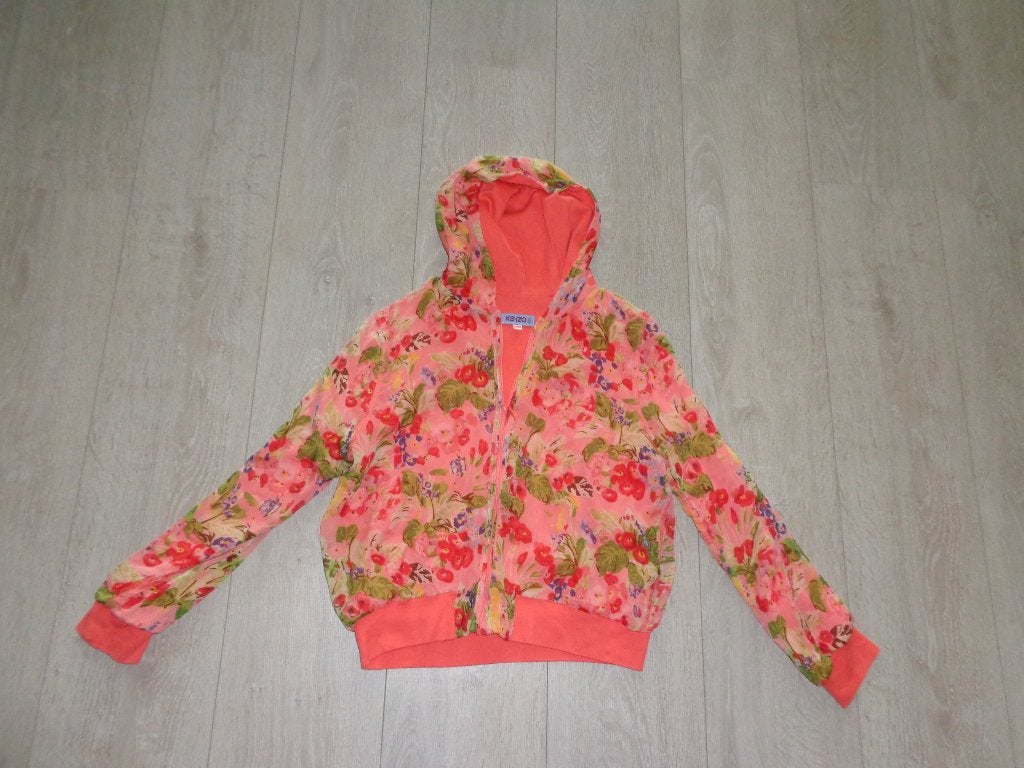 waanzinnig mooi meisjesvestje/jasje van Kenzo, maat 12A,, Ophalen of Verzenden, Gebruikt, Meisje, Jas