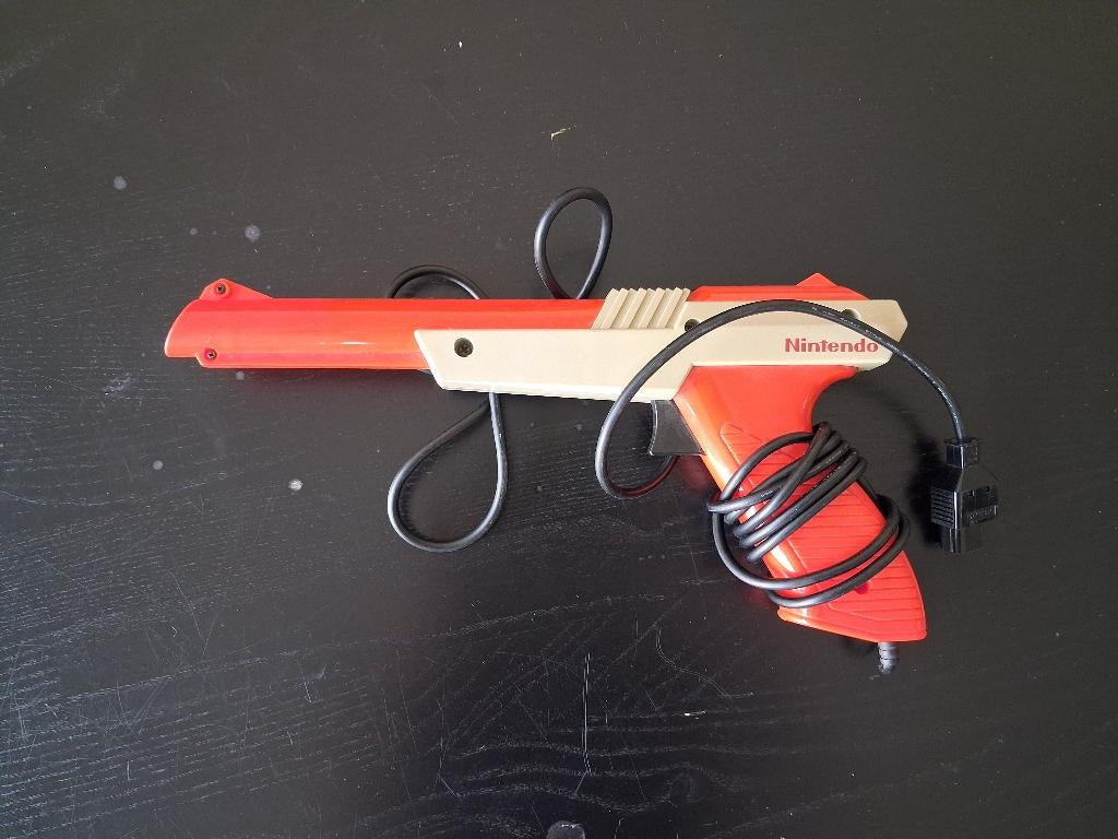 Zapper (Lightgun) - Nintendo NES, Verzenden, Zo goed als nieuw, NES, Overige controllers
